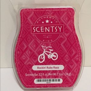 👀 LOOKING for this amazing scent